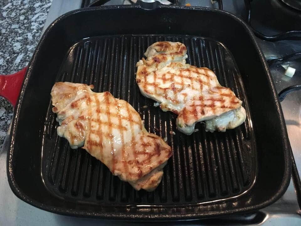 file de frango grelhado