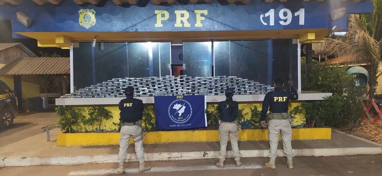 PRF apreende 195 kg de cocaína em Mato Grosso
