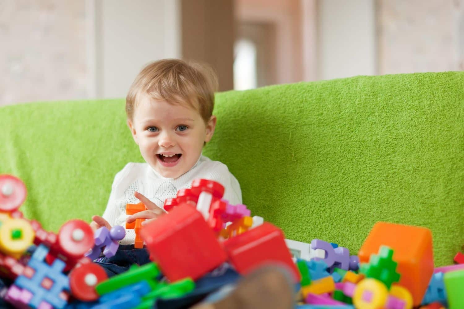 Quais são os melhores brinquedos para o desenvolvimento das crianças? Cuide bem do seu filho