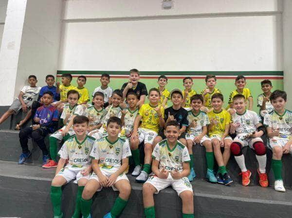 atletas do futsal sub 9 sao vice na taca mato grosso