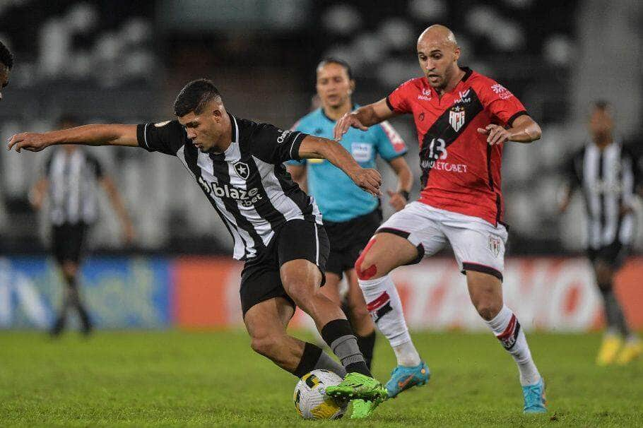 botafogo e atletico go empatam sem gols no nilton santos pelo brasileirao assai