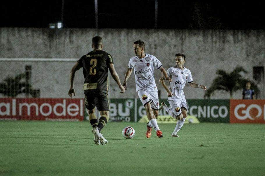 botafogo pb e figueirense empatam pela 18ª rodada da serie c