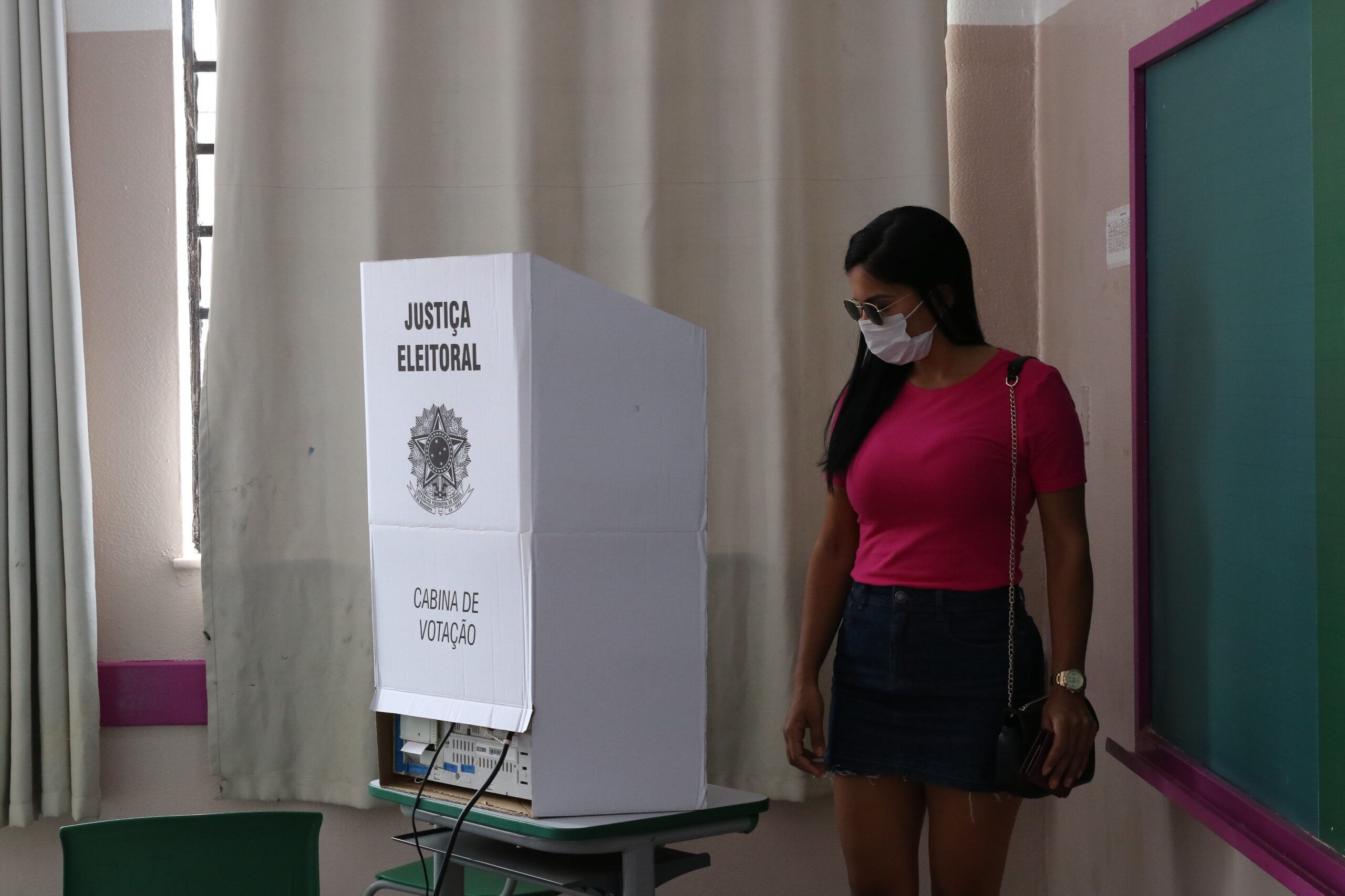eleicoes 2022 mantem maioria do eleitorado feminina com 53 scaled