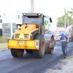 gestao municipal avanca no revestimento asfaltico nas avenidas goias e mato grosso
