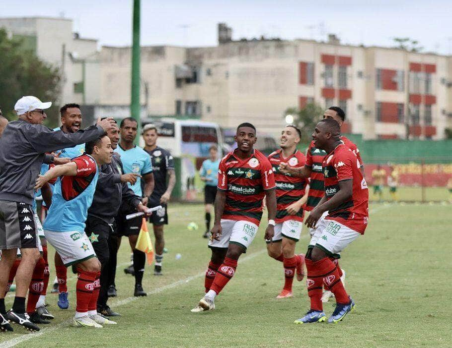 portuguesa rj e sao bernardo sp saem na frente nas oitavas de final da serie d