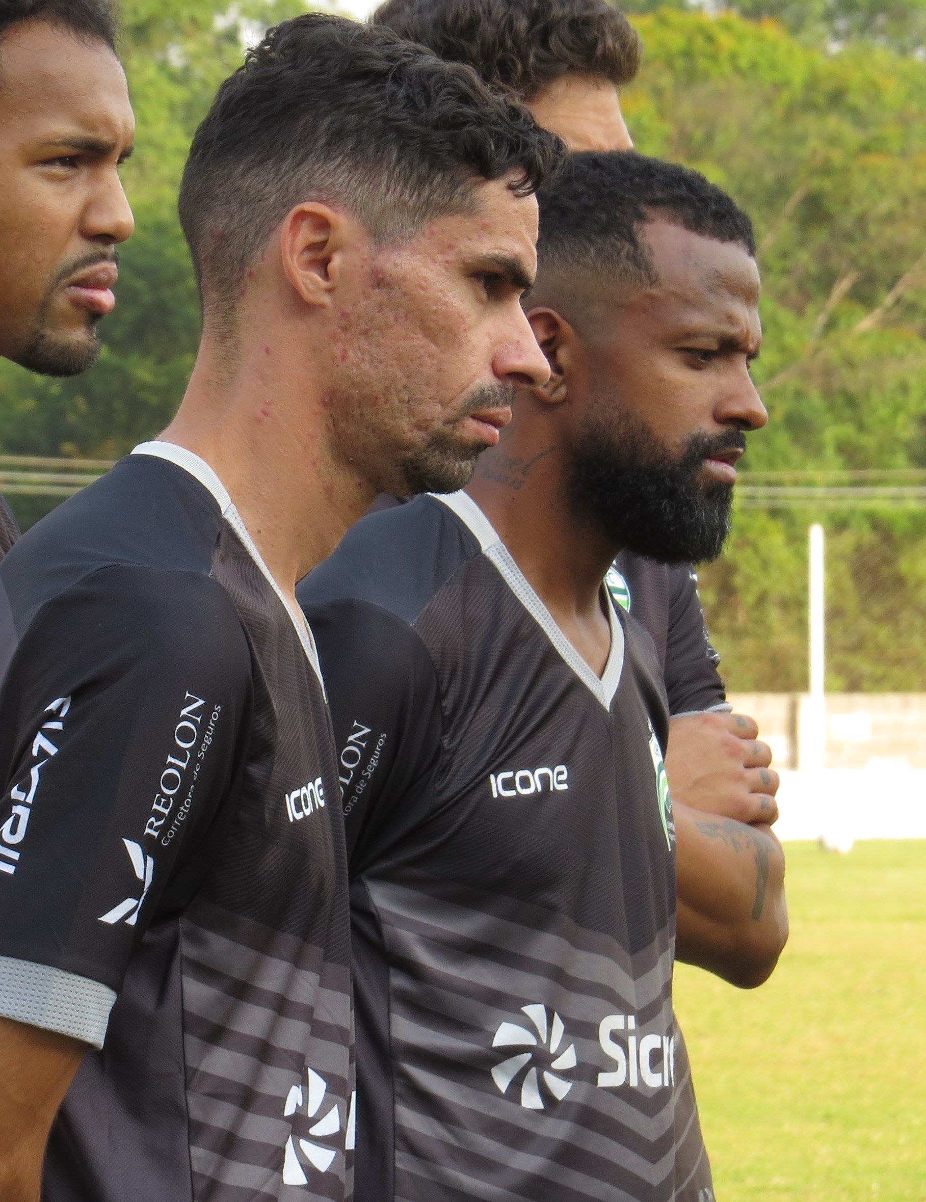 Em busca da reabilitação, Luverdense recebe hoje o Nova Mutum no Passo das Emas 9 Gilson e Diego Rosa close