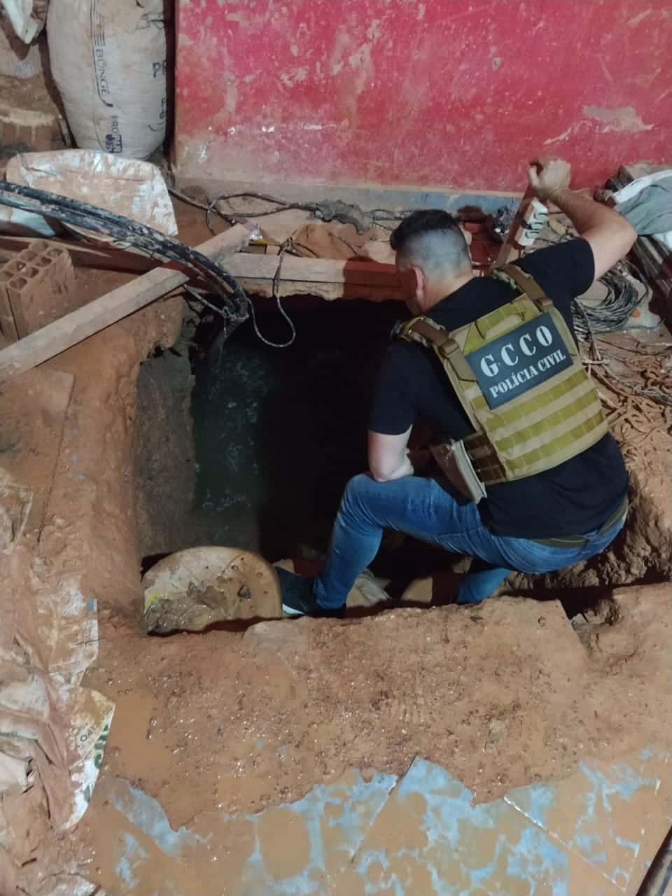 Polícia Civil descobre túnel que levaria à Penitenciaria Central