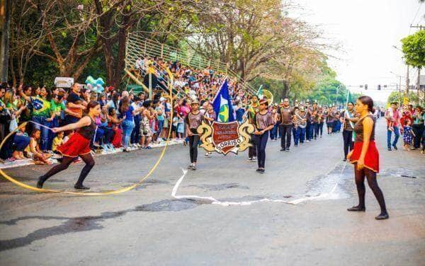 desfile de 7 de setembro reune civis e militares em sorriso