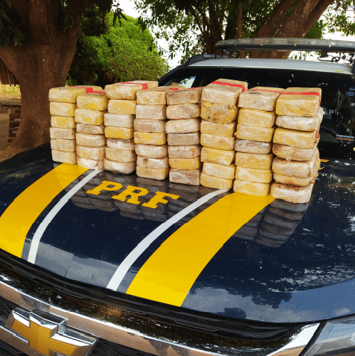 PRF apreende cocaína transportada em caminhonete no MT