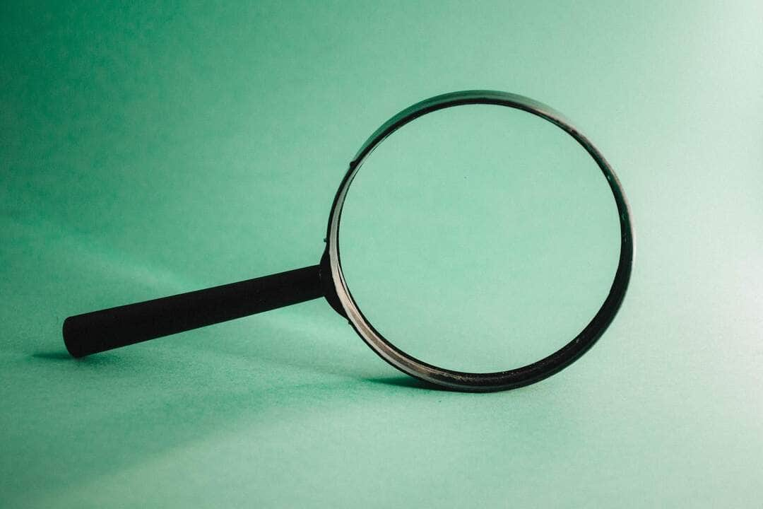 magnifying glass 5288877 1920