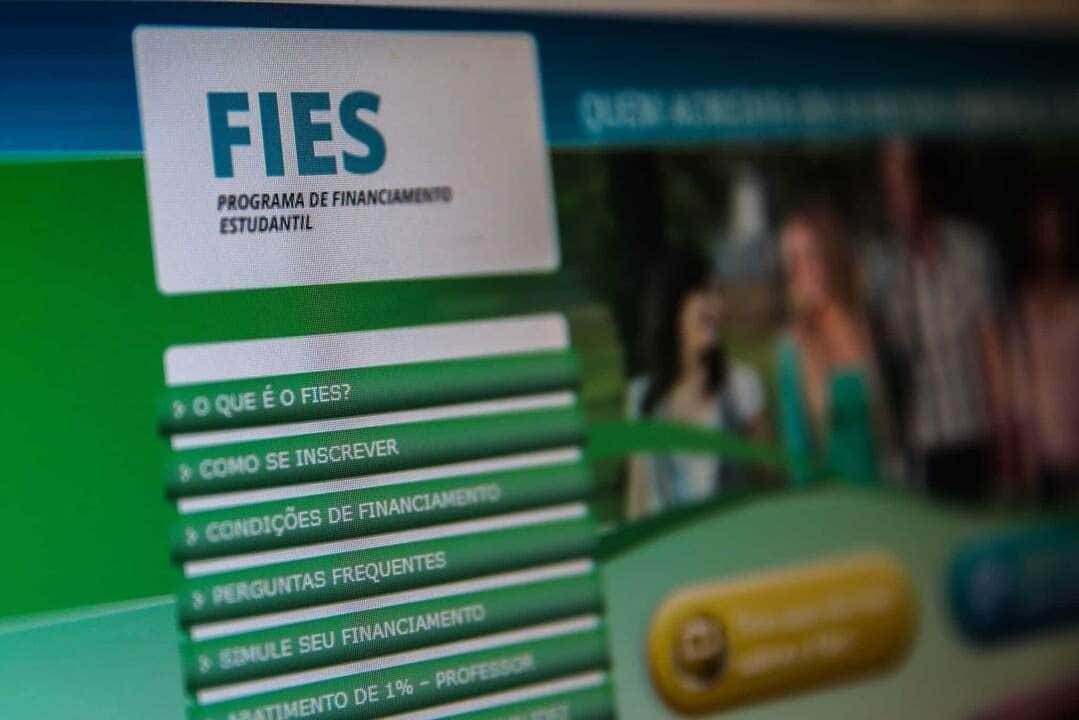 mais de 136 mil pessoas aderiram a renegociacao do fies scaled