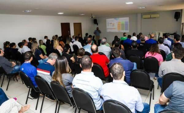 municipios discutem avancos na implantacao da redesim