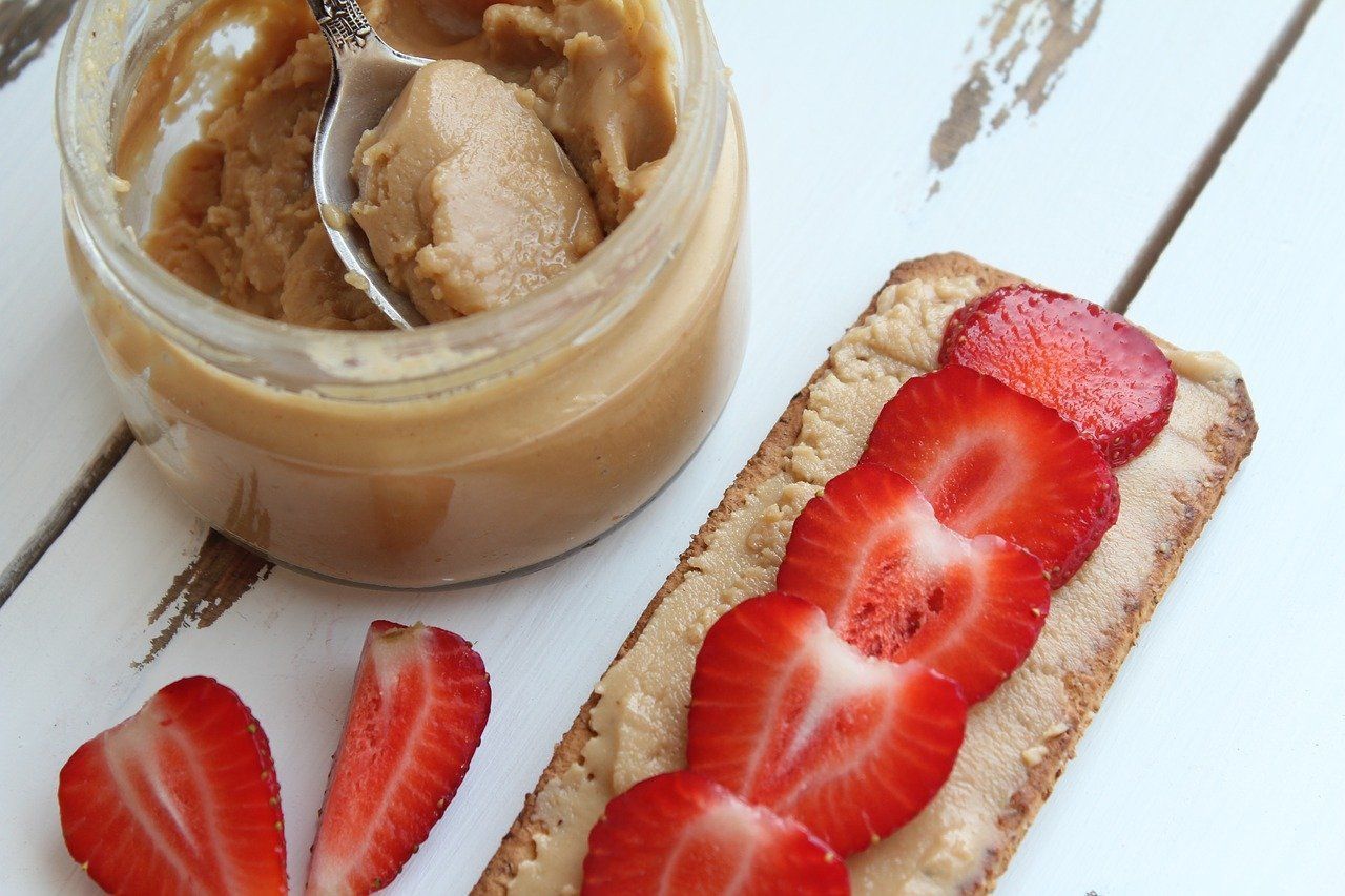 Quais os benefícios da pasta de amendoim para o corpo? Melhore sua saúde do jeito certo