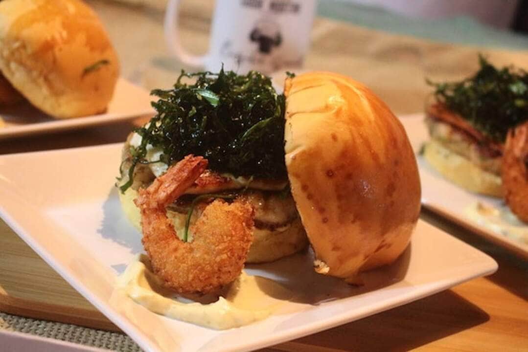 hamburguer artesanal de camarão