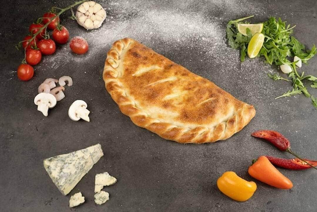 calzone de frango com catupiry