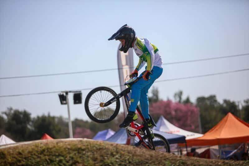 piloto do viva lucas e campeao de bmx na argentina