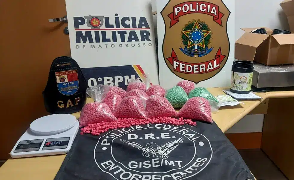 Polícia apreende 12 mil comprimidos de ecstasy; um homem foi preso