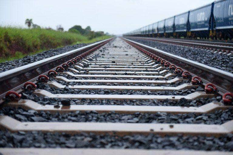 antt e ministerio assinam cinco contratos de ferrovias autorizadas