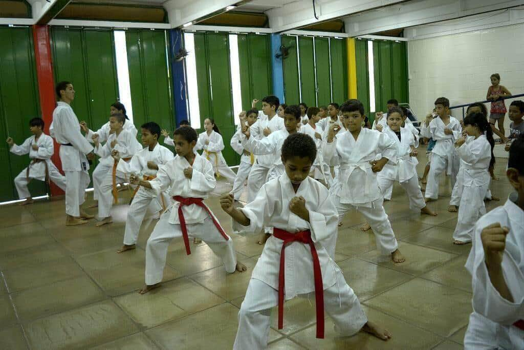 corpo de bombeiros militar de mato grosso realiza solenidade de abertura do projeto karabom em cuiaba nesta sexta 21