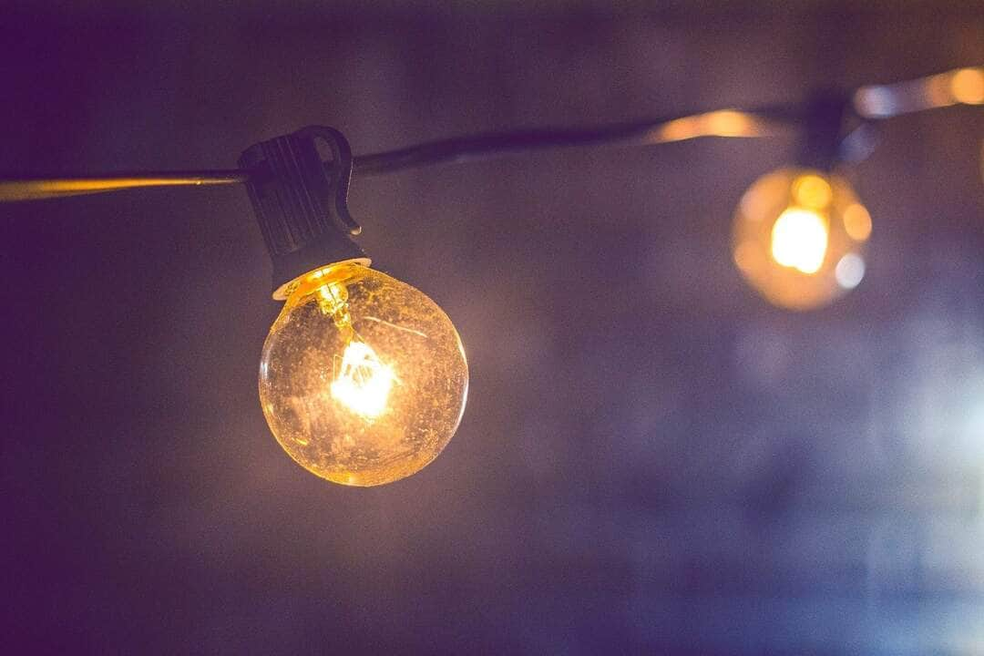 light bulb 1867166 1920