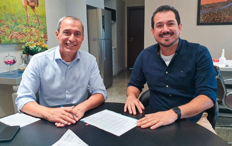 prefeito miguel vaz sanciona maior projeto de qualificacao da historia do municipio