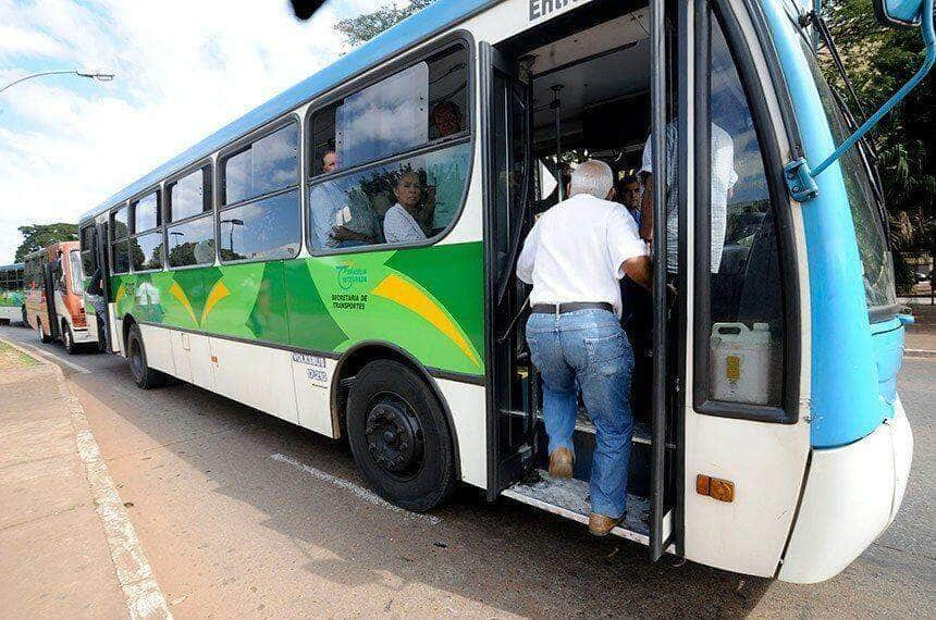 prorrogada mp que libera credito para locomocao de idosos em transporte publico