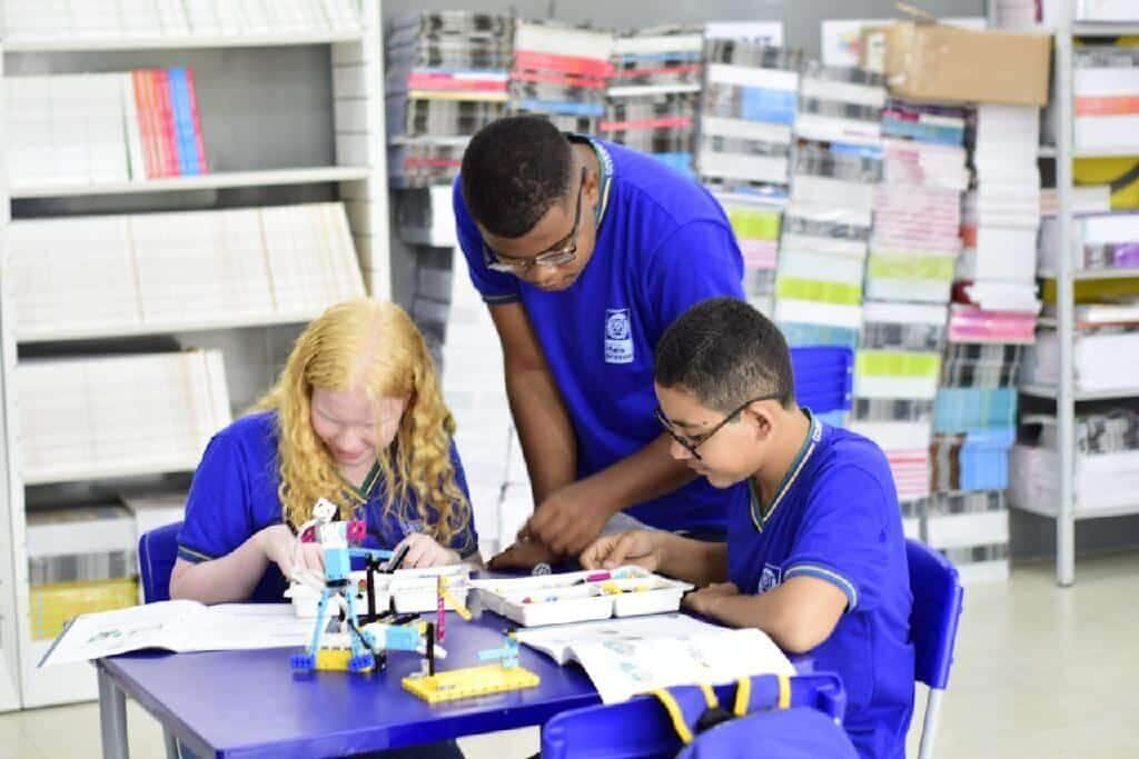 seduc mt amplia aulas de robotica na rede estadual de ensino