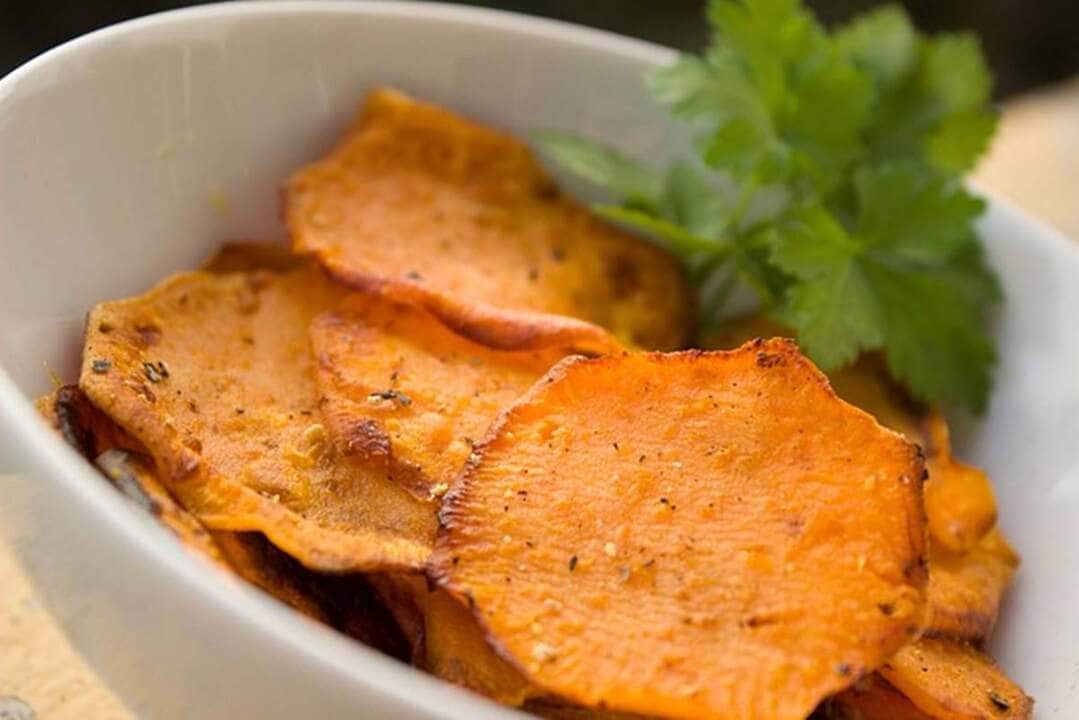 como fazer batata chips na airfryer
