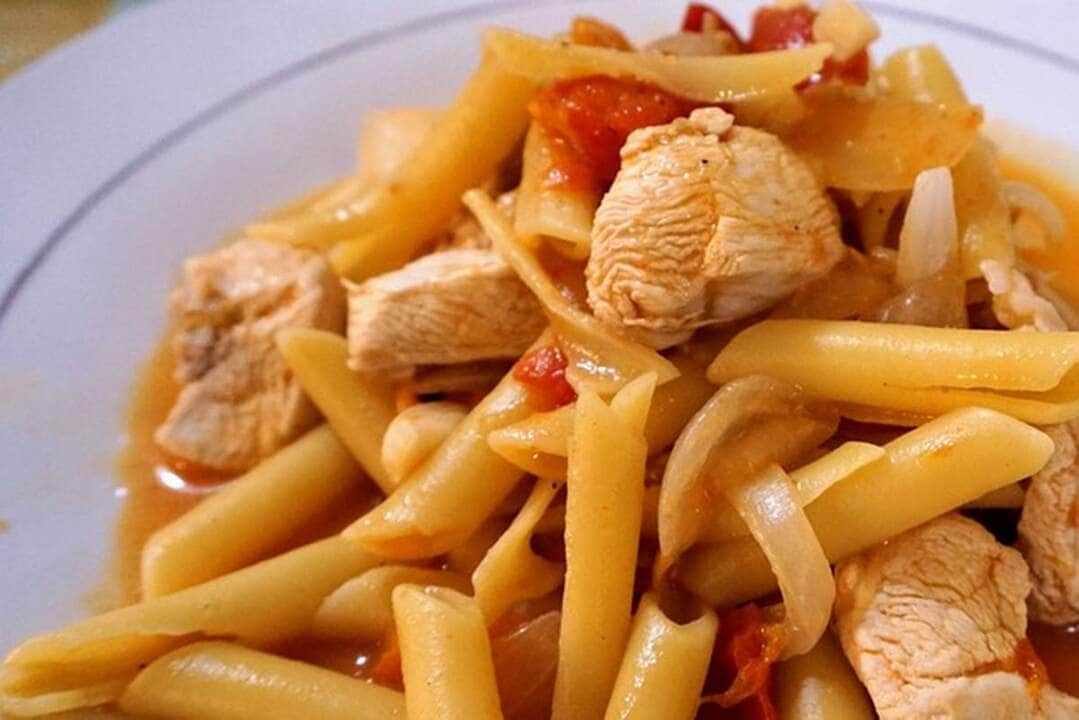 macarrão com frango