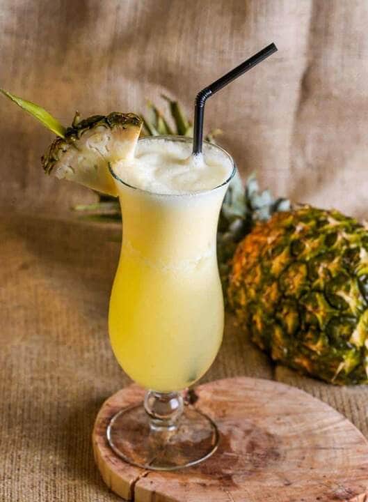 como fazer suco de abacaxi com hortelã