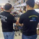 policia civil e procon municipal apreendem 46 armas de brinquedo em loja no centro da capital