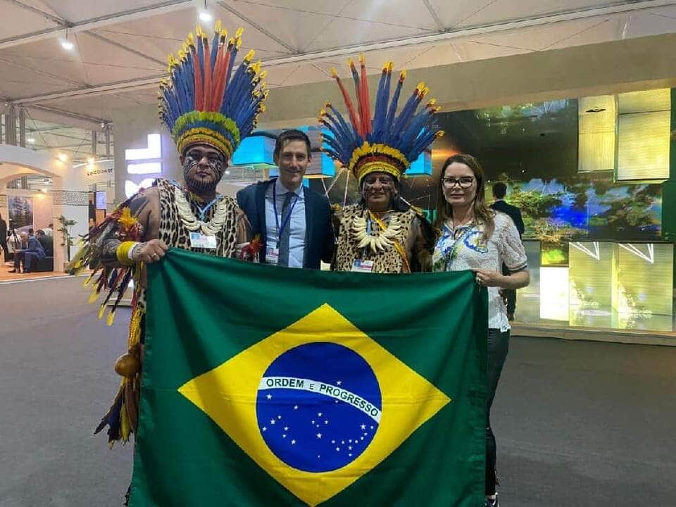 primeira dama recebe titulo de madrinha dos indigenas de mt