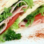 Aprenda a fazer sanduíches leves e saudáveis para preparar rapidamente