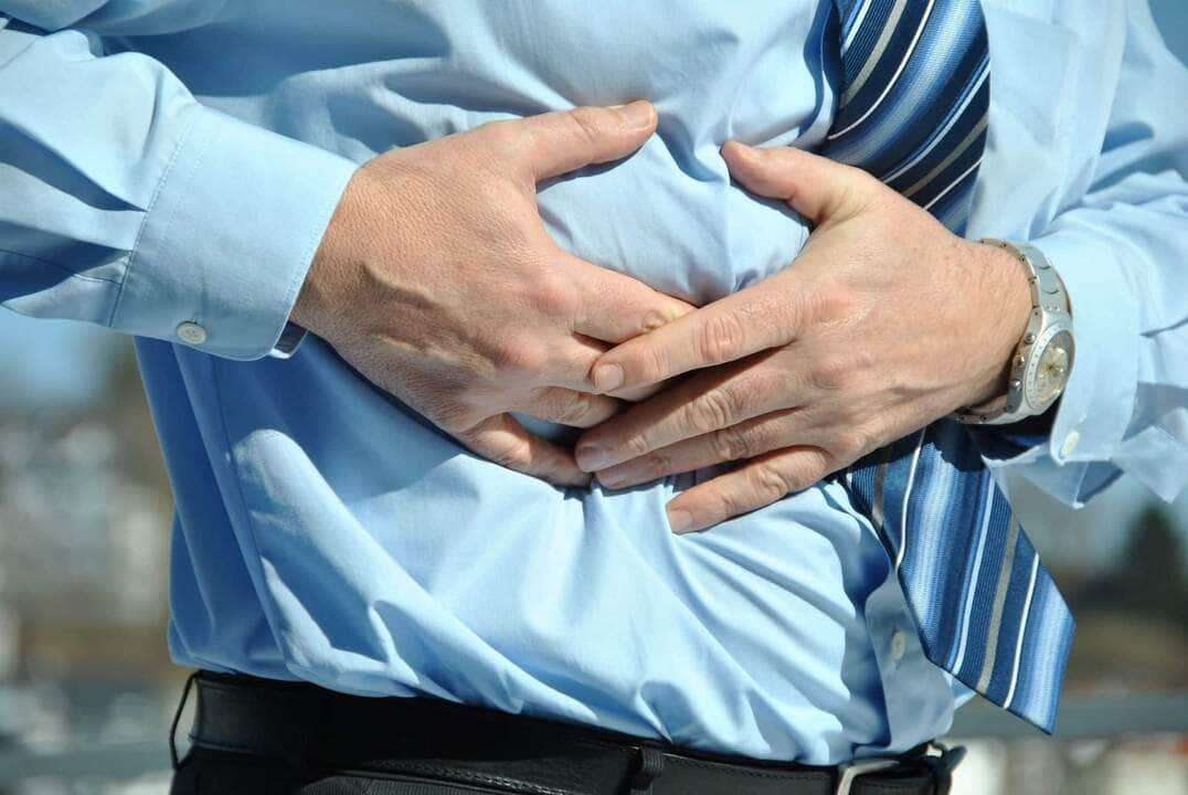 Cuidado com dores de estômago: Estes são os sintomas que podem indicar que você sofre de pancreatite