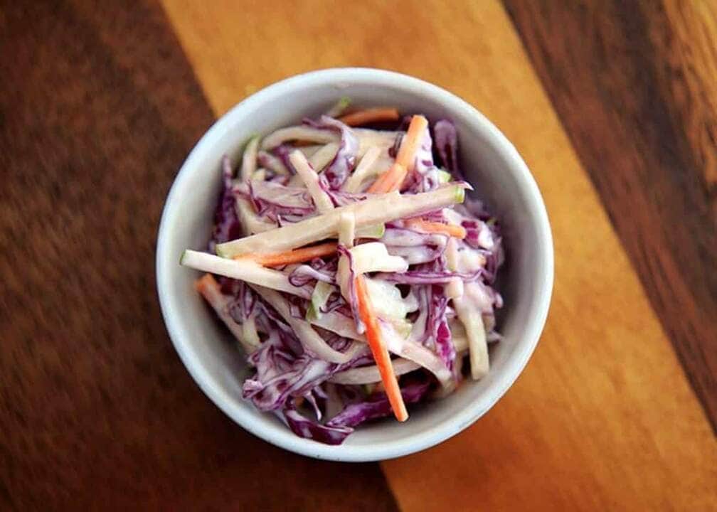 como fazer salada de repolho com maionese