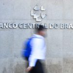 brasileiros esquecem r 2 2 bi em grupos de consorcio segundo bc