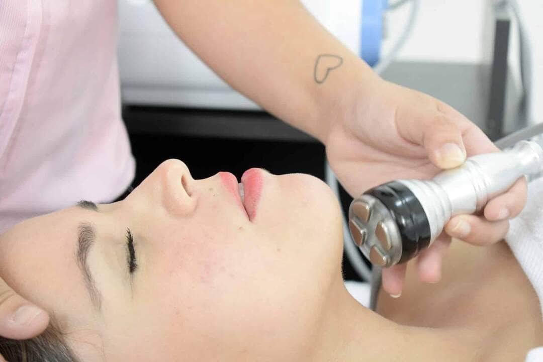 Câncer de garganta: os 9 sintomas que alertam sobre a doença