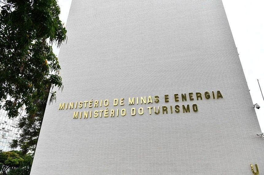 chega ao senado mp que autoriza participacao privada na exploracao de minerios nucleares