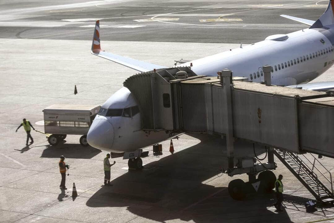 aeroporto - aviao