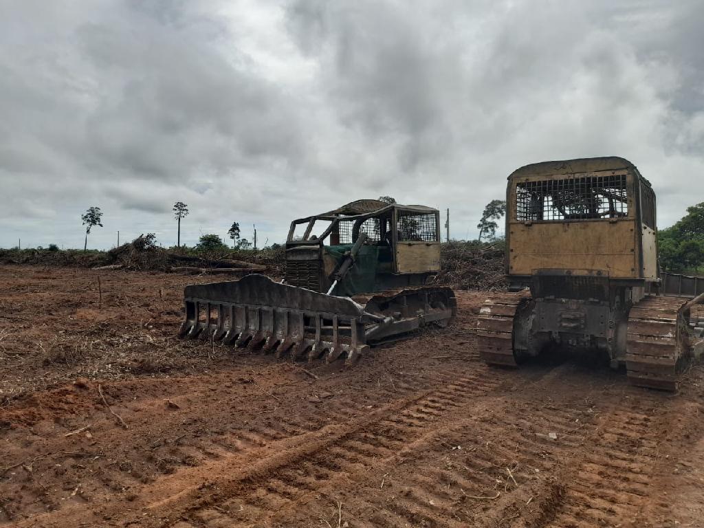 operacao conjunta apreende tratores usados para desmatamento ilegal no norte de mt