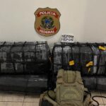 policia federal apreende 160 quilos de cocaina no mar