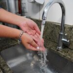 tarifa social do saae beneficia familias de baixa renda com desconto na conta de agua