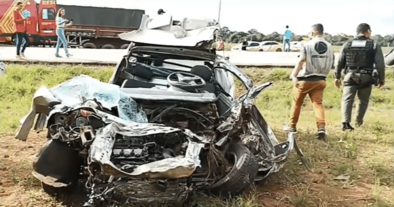 Acidente deixa uma pessoa gravemente ferida na BR-163