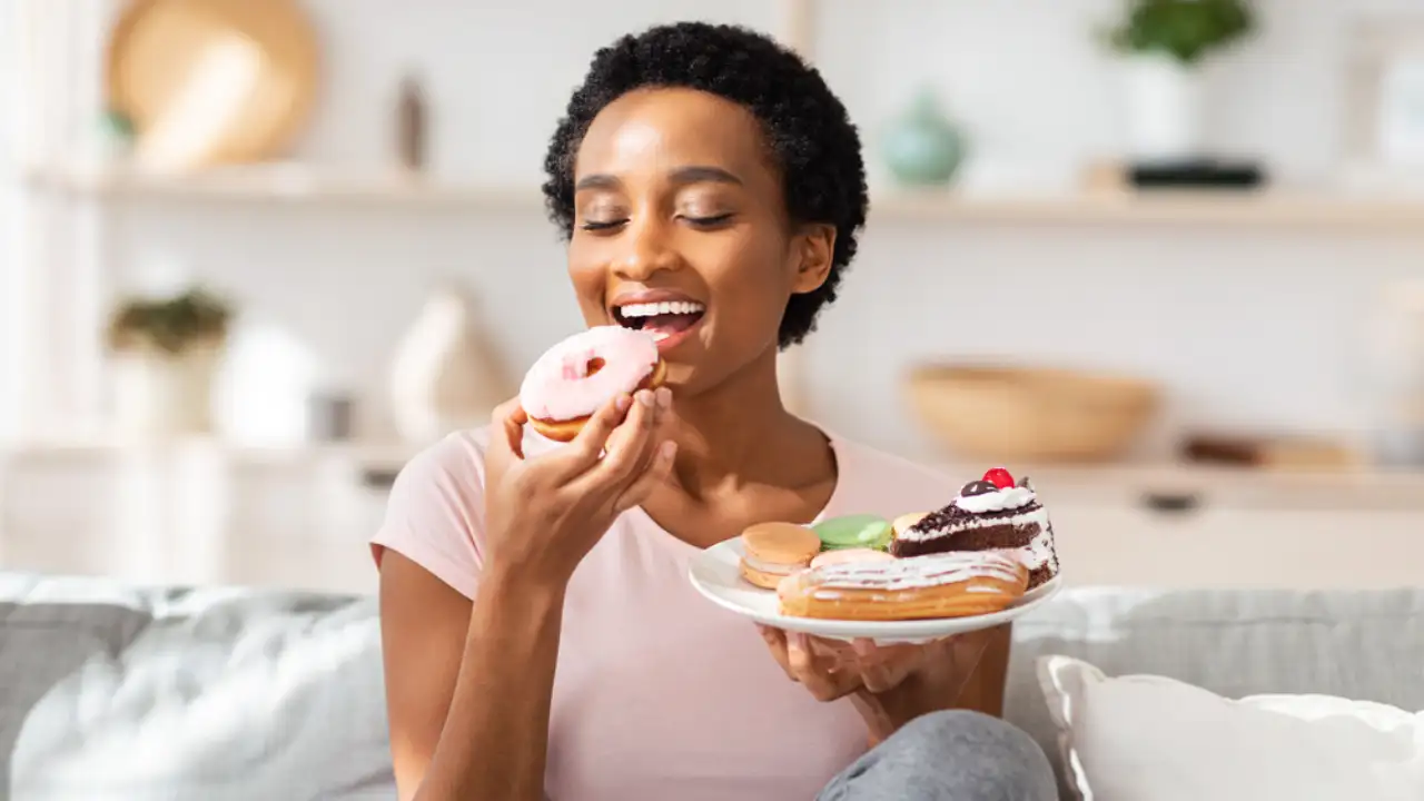 Guloseimas pecaminosas sao desejadas por alguns signos um pouco mais do que outros. Essas sao as pessoas que frequentemente quebram seus planos de dieta para se deliciar com sobremesas.