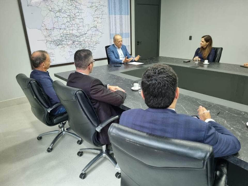 Reunião governador e membros oabmt