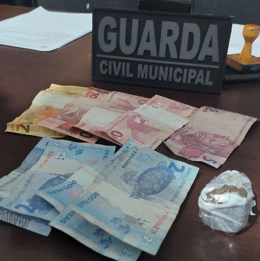 Droga e dinheiro apreendidos pela GCM de Lucas do RIo Verde