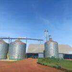 Bombeiros resgatam homem que estava a 40 metros de altura