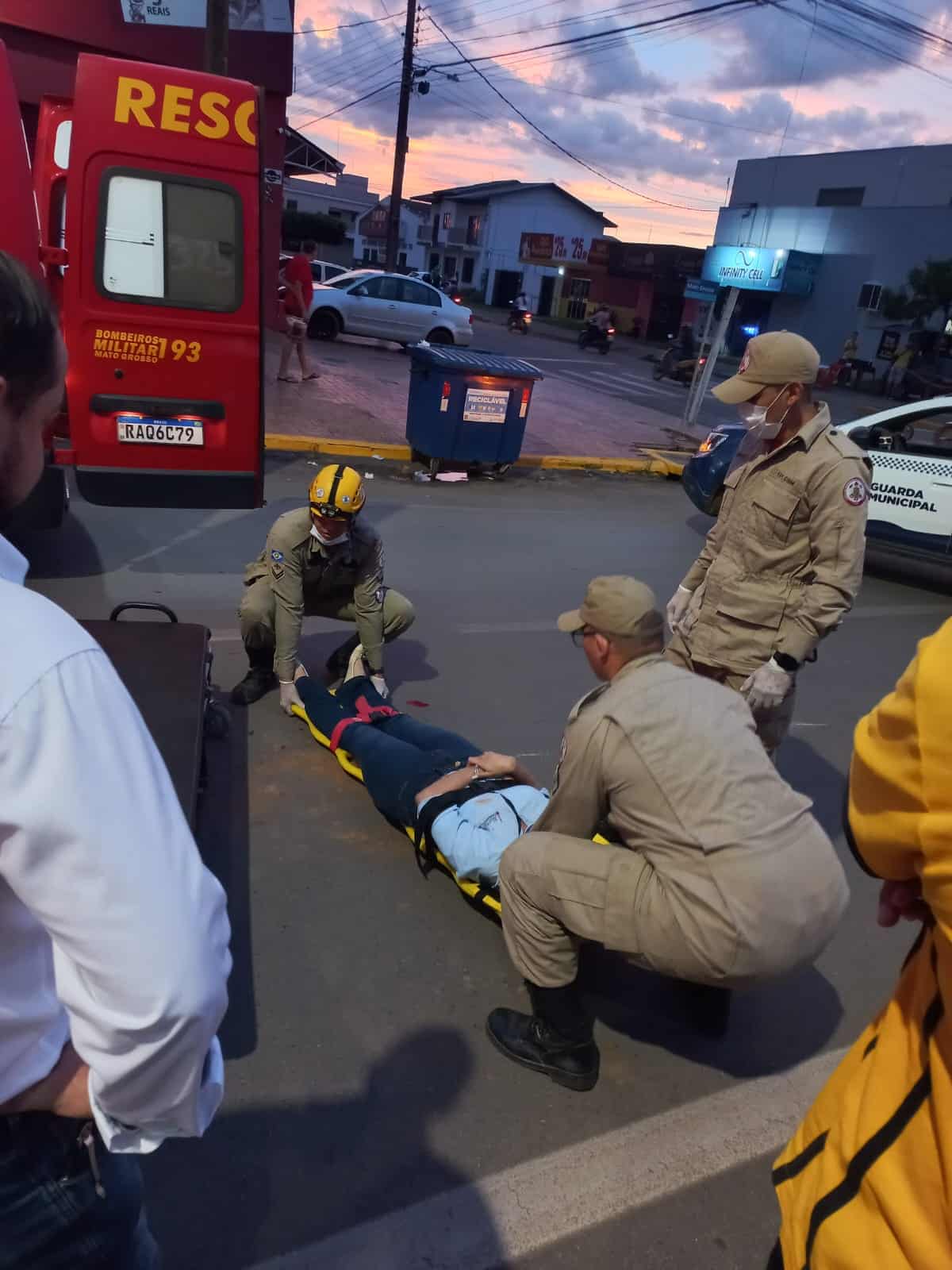 Bombeiros resgatam vítima de acidente nesta terça-feira em Lucas do Rio Verde