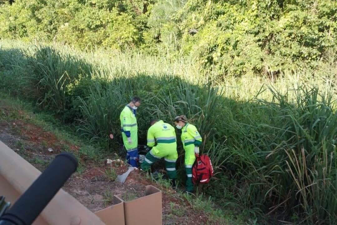 Homem é encontrado morto às margens da BR-163 em Nobres 2 Homem é encontrado morto às margens da BR-163 em Nobres