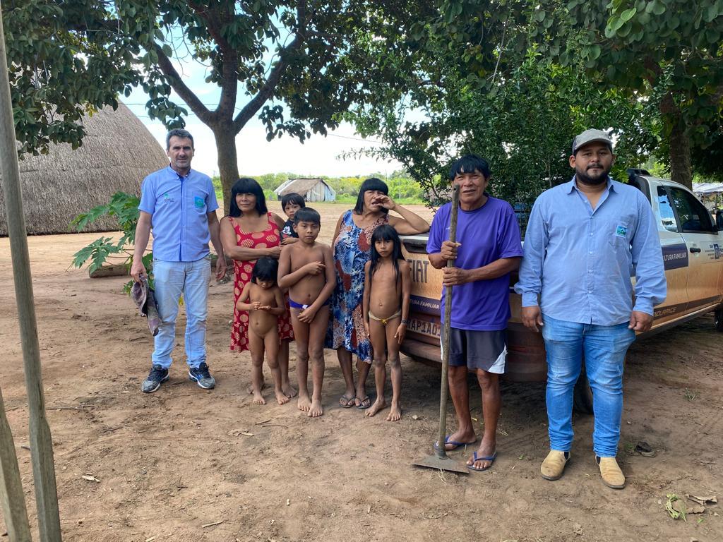 empaer e viveiro entregam mudas de arvores frutiferas para comunidade indigenas
